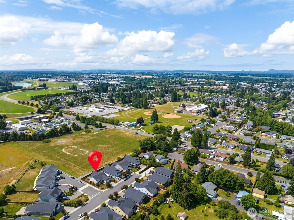 1668 River Walk Lane Burlington WA 98233
