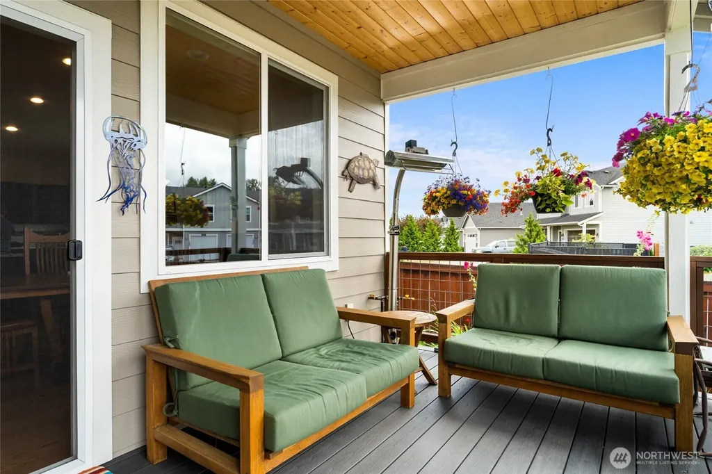 1668 River Walk Lane Burlington WA 98233