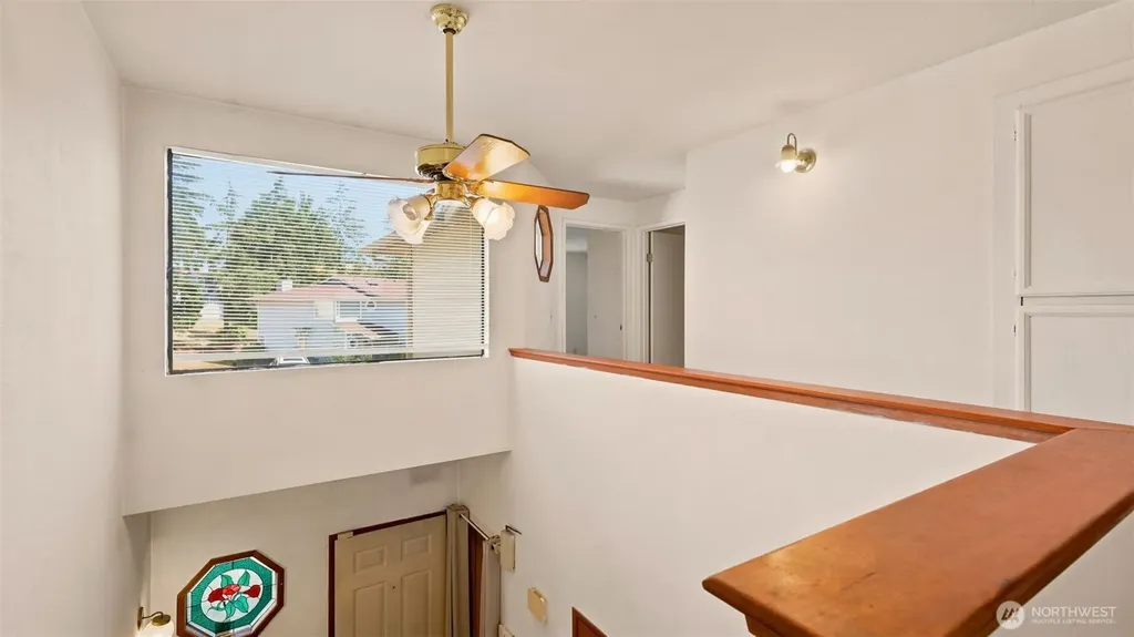 24931 109th Place SE Kent WA 98030