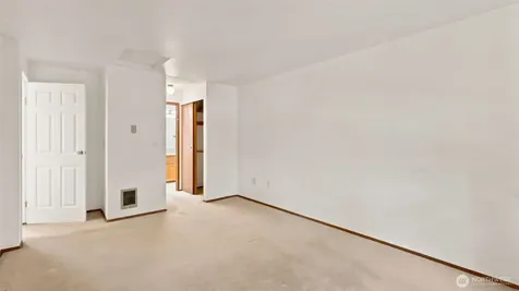 24931 109th Place SE Kent WA 98030