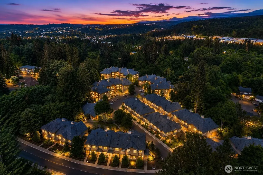 1058 Cabin Creek Lane SW Issaquah WA 98027
