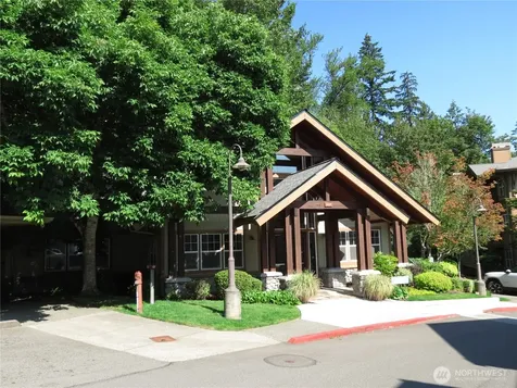 1058 Cabin Creek Lane SW Issaquah WA 98027