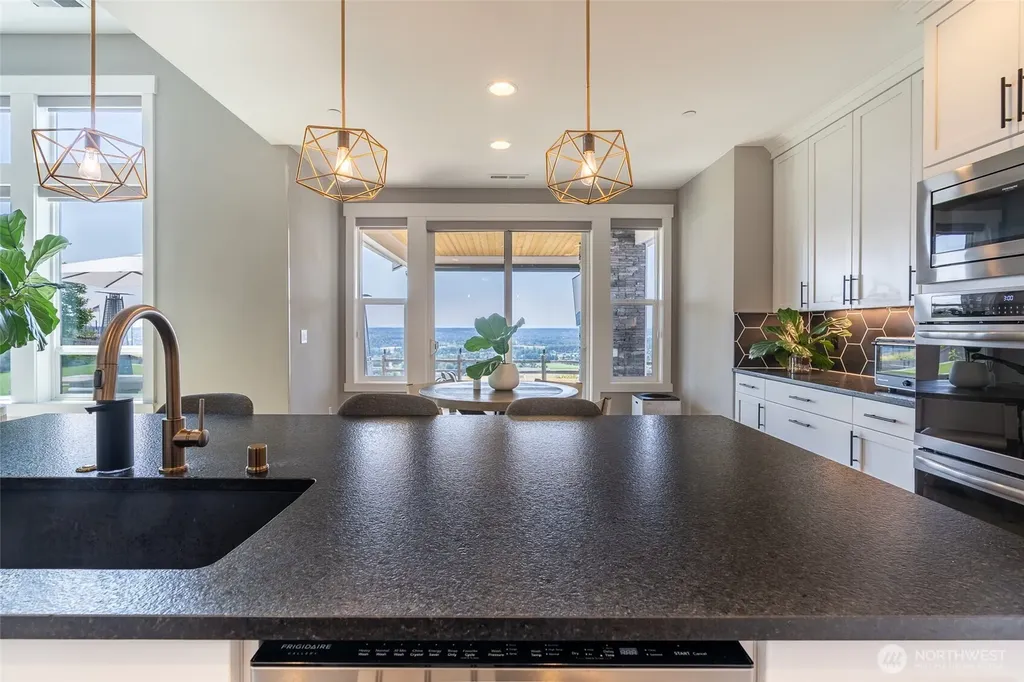 7219 Myers Road E Bonney Lake WA 98391