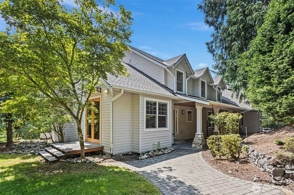 16430 266th Avenue SE Issaquah WA 98027