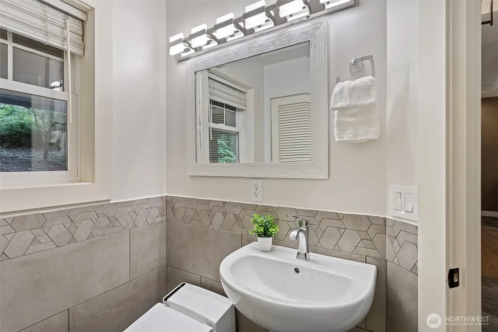16430 266th Avenue SE Issaquah WA 98027