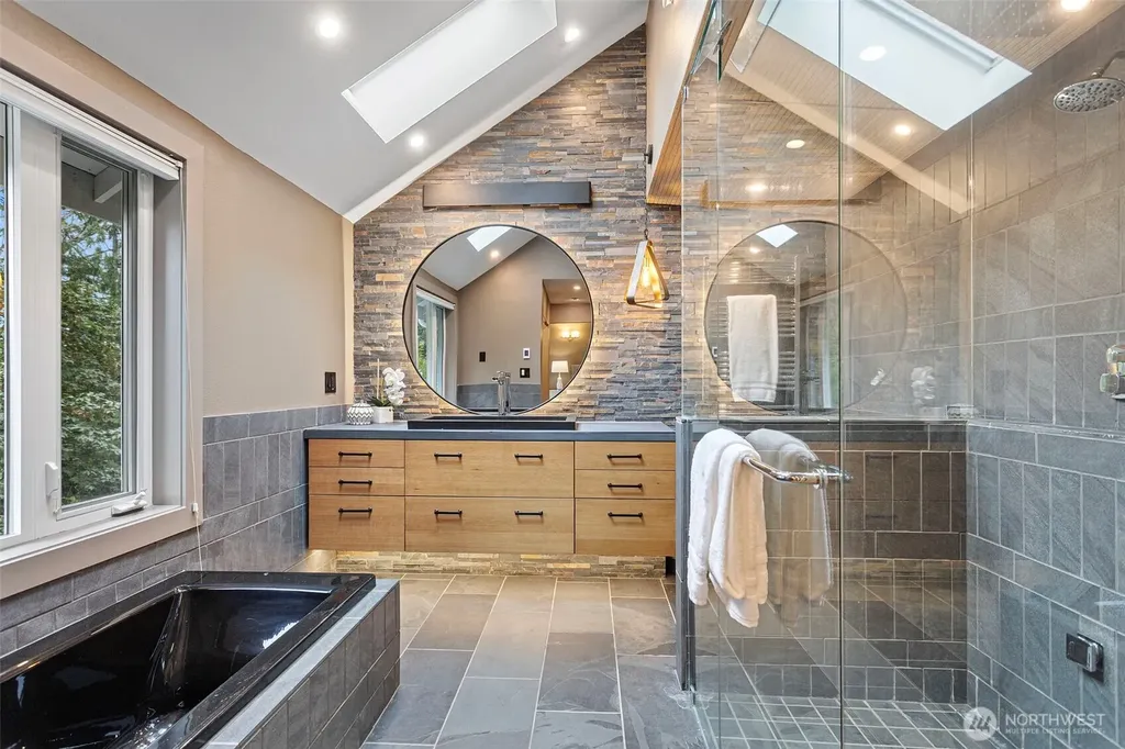 16430 266th Avenue SE Issaquah WA 98027