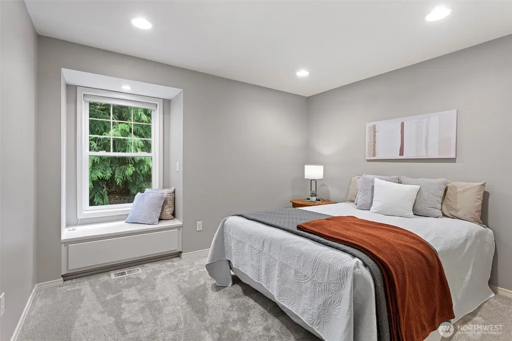 16430 266th Avenue SE Issaquah WA 98027