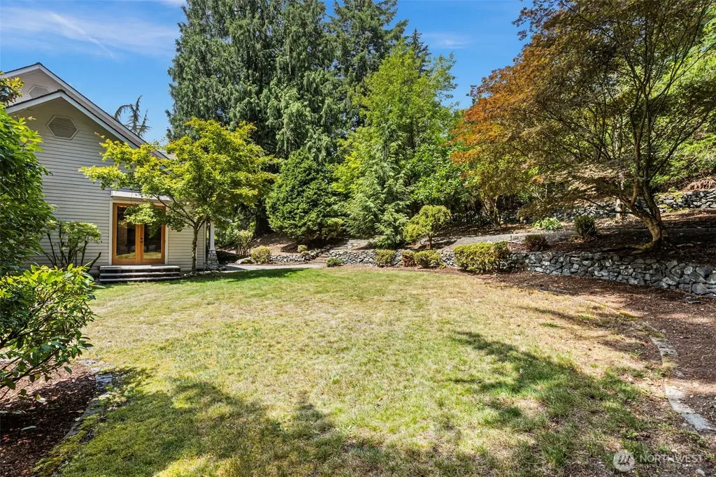 16430 266th Avenue SE Issaquah WA 98027