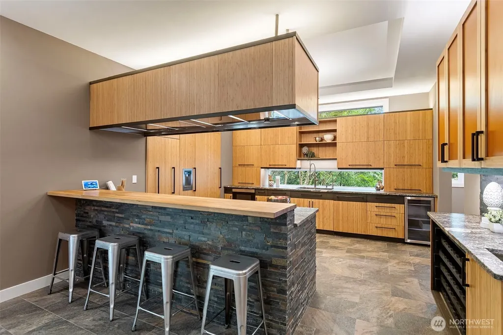 16430 266th Avenue SE Issaquah WA 98027