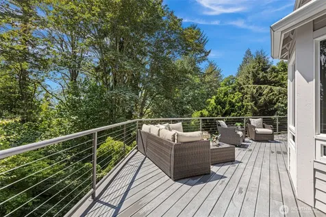 16430 266th Avenue SE Issaquah WA 98027