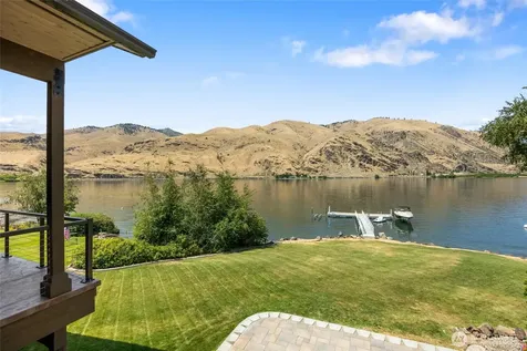 13 Willwood Drive East Wenatchee WA 98802