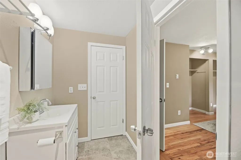 2308 118th Drive NE Lake Stevens WA 98258