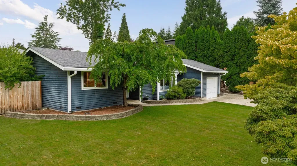 2308 118th Drive NE Lake Stevens WA 98258