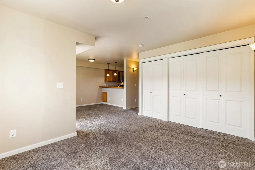 690 32nd Street Bellingham WA 98225