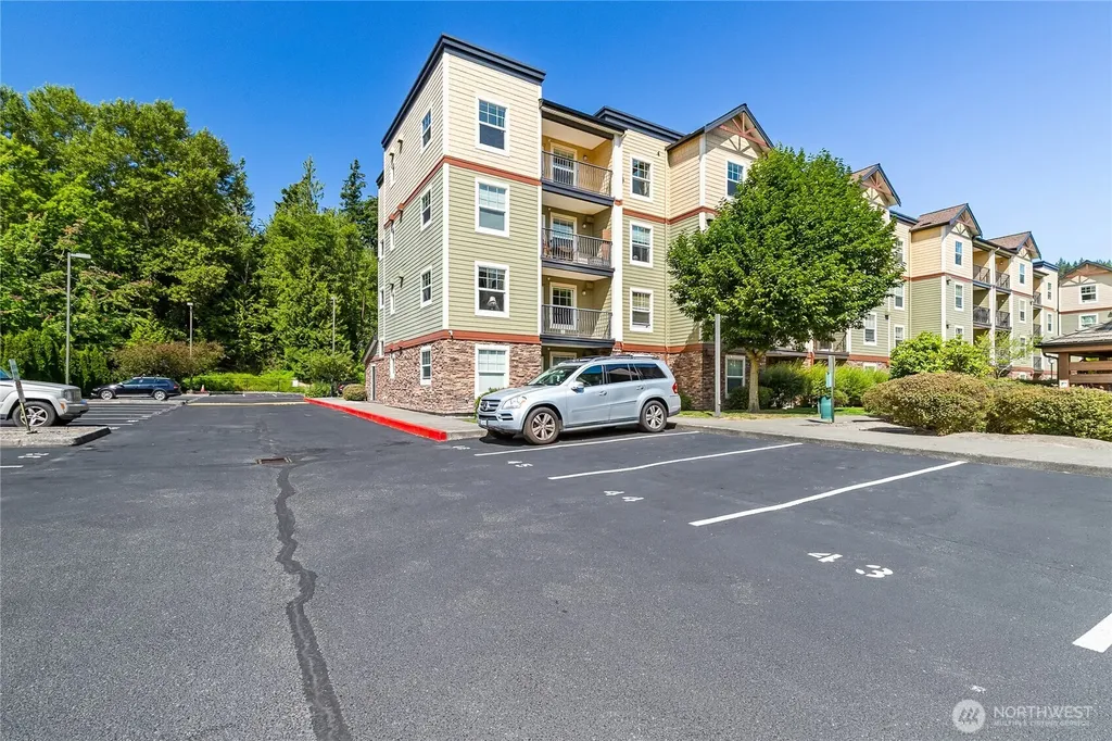 690 32nd Street Bellingham WA 98225