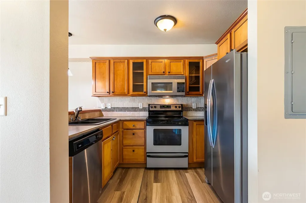 690 32nd Street Bellingham WA 98225