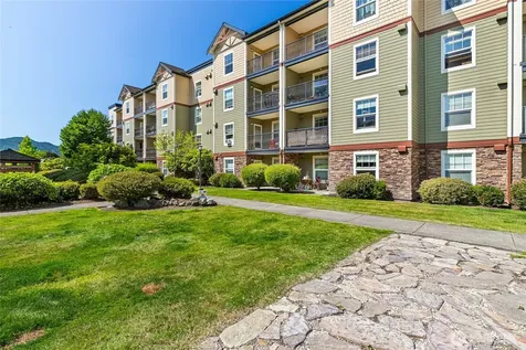 690 32nd Street Bellingham WA 98225