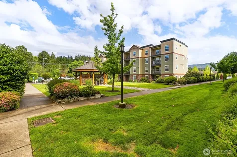 690 32nd Street Bellingham WA 98225