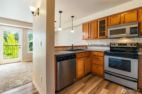 690 32nd Street Bellingham WA 98225
