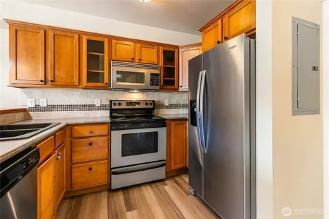 690 32nd Street Bellingham WA 98225