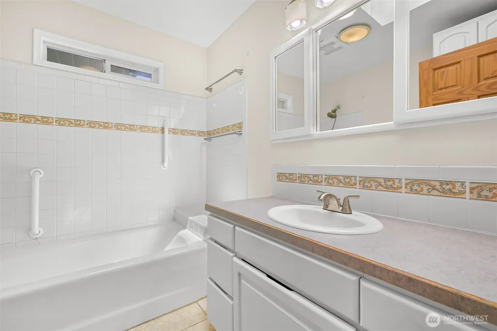 2524 Ontario Street Bellingham WA 98226