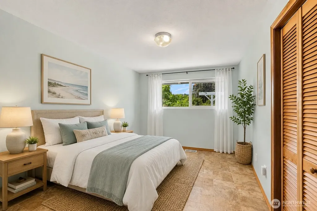 16456 Thorpe Road NE Poulsbo WA 98370