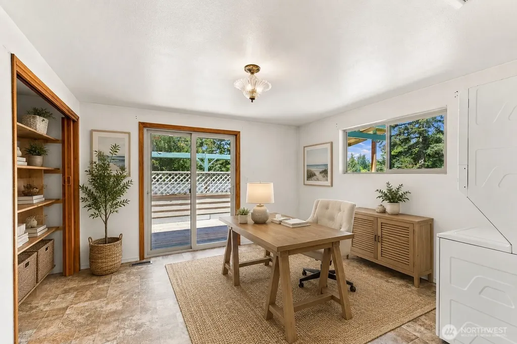 16456 Thorpe Road NE Poulsbo WA 98370