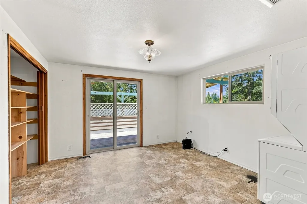 16456 Thorpe Road NE Poulsbo WA 98370