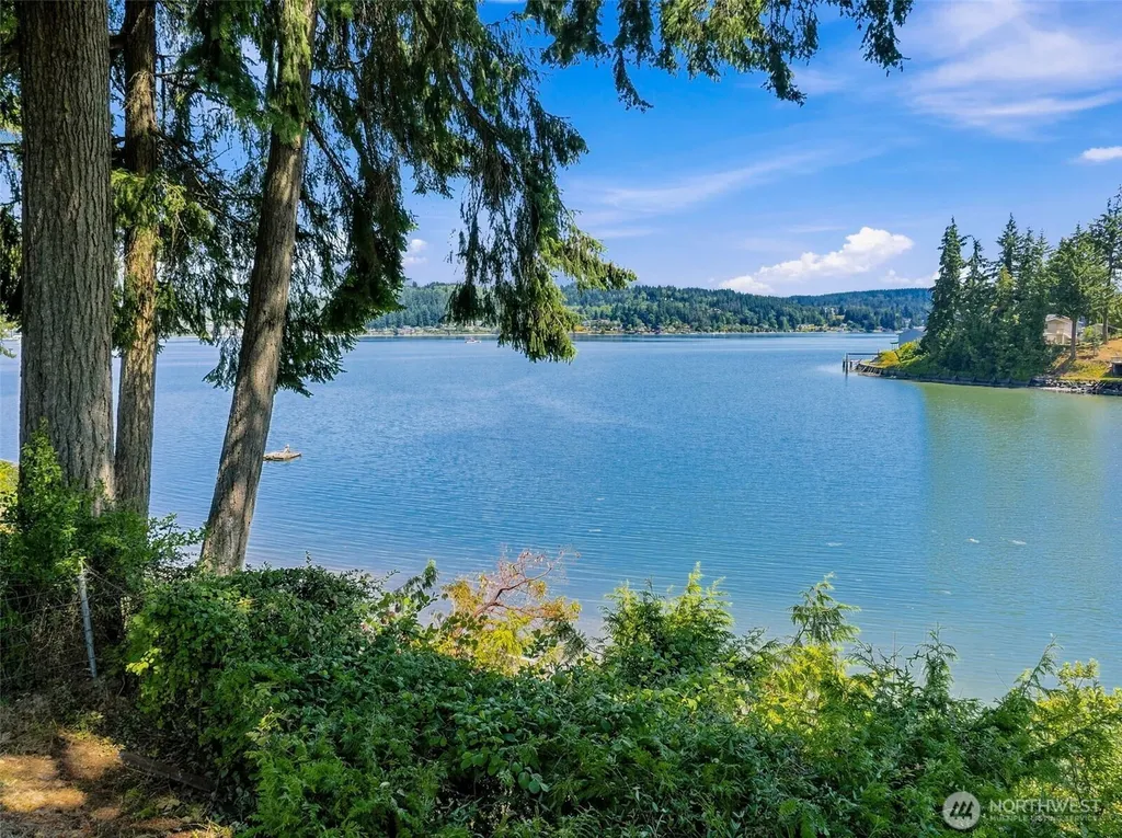 16456 Thorpe Road NE Poulsbo WA 98370