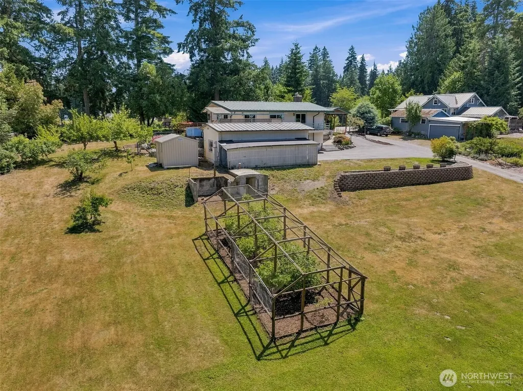 16456 Thorpe Road NE Poulsbo WA 98370