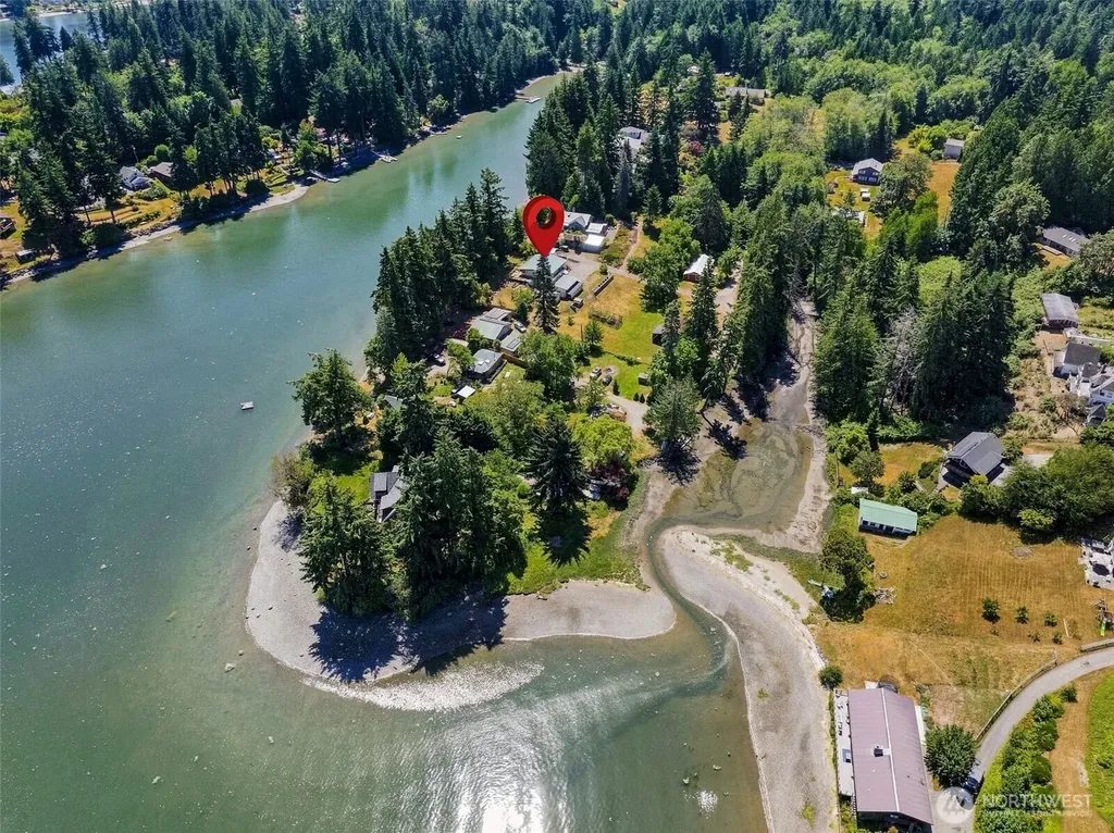 16456 Thorpe Road NE Poulsbo WA 98370