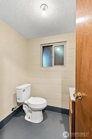 16456 Thorpe Road NE Poulsbo WA 98370