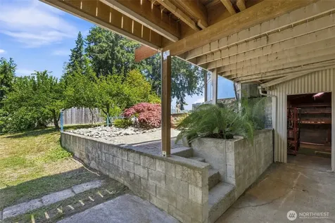 16456 Thorpe Road NE Poulsbo WA 98370