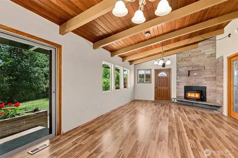 16456 Thorpe Road NE Poulsbo WA 98370