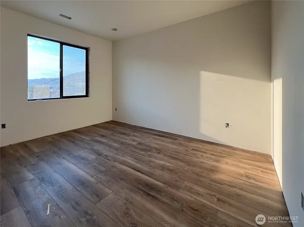 21 Loretta Lane Chelan WA 98816