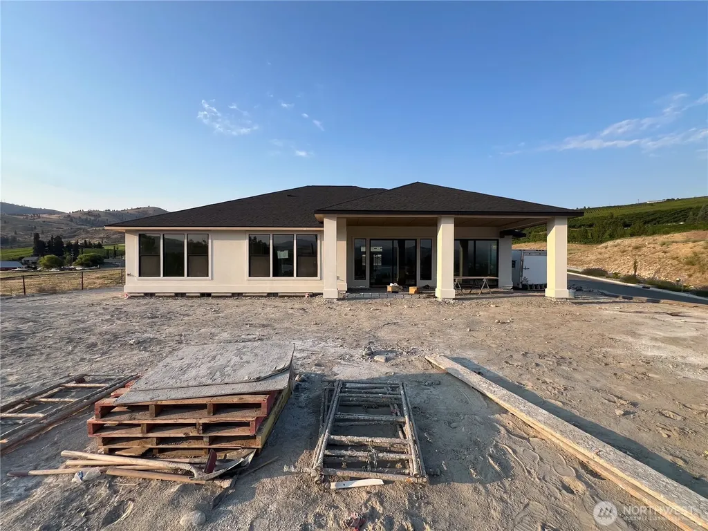 21 Loretta Lane Chelan WA 98816