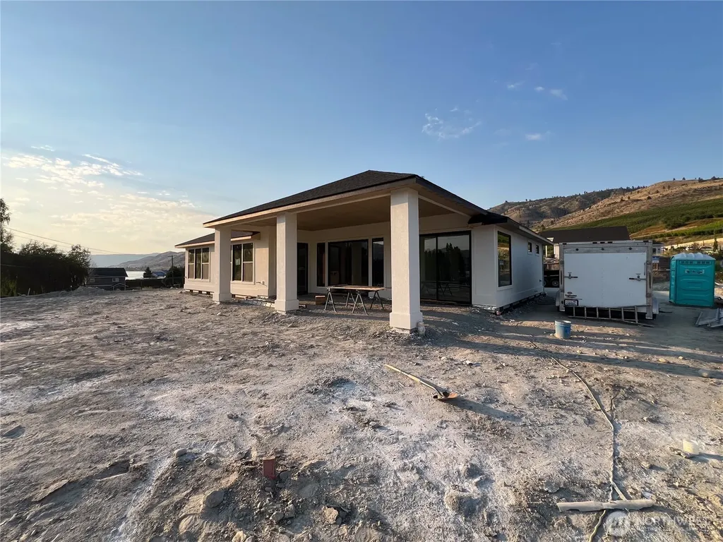 21 Loretta Lane Chelan WA 98816