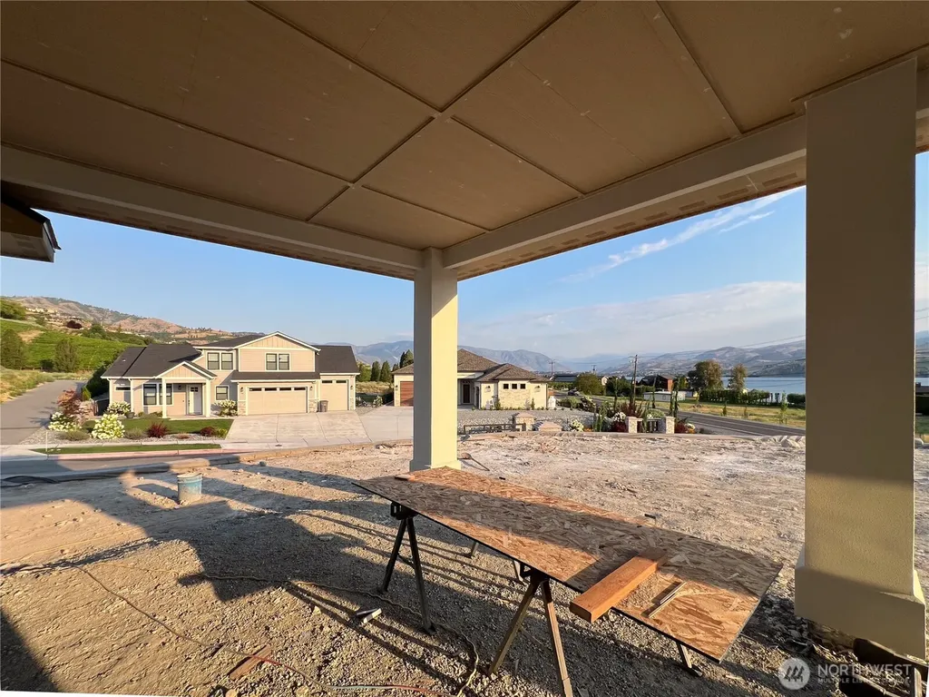 21 Loretta Lane Chelan WA 98816