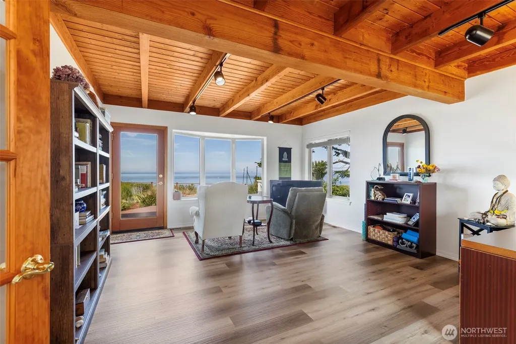 2342 Seaview Drive Port Townsend WA 98368