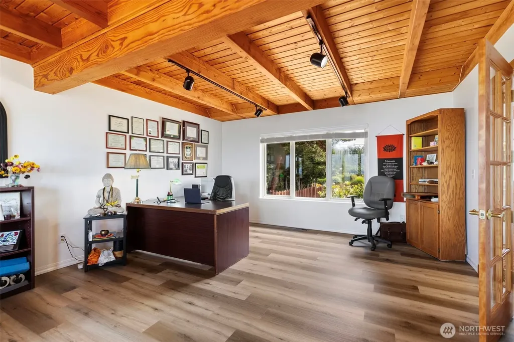 2342 Seaview Drive Port Townsend WA 98368
