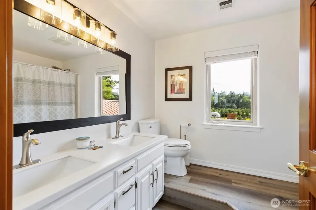 2342 Seaview Drive Port Townsend WA 98368