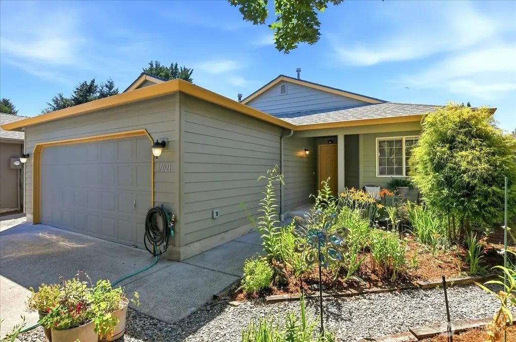 17021 SE 18th Street Vancouver WA 98683