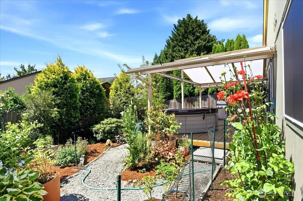 17021 SE 18th Street Vancouver WA 98683