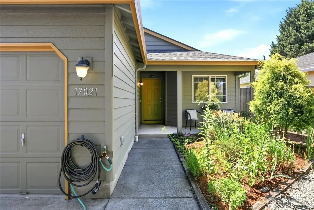 17021 SE 18th Street Vancouver WA 98683