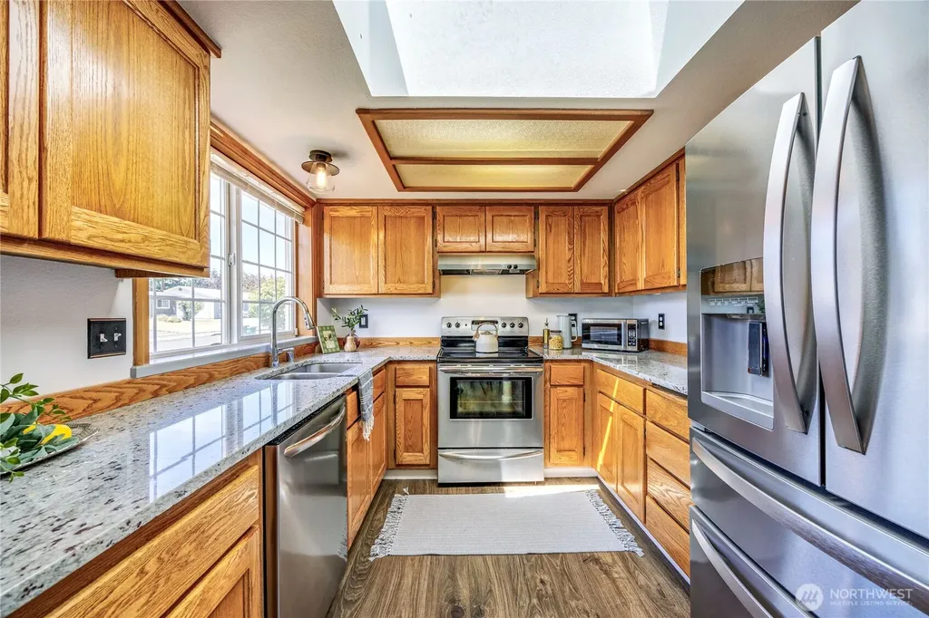19782 Mosjon Circle NE Poulsbo WA 98370