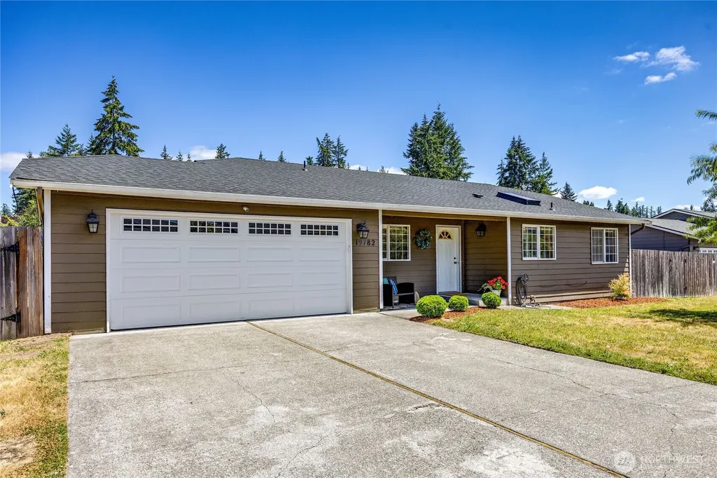 19782 Mosjon Circle NE Poulsbo WA 98370
