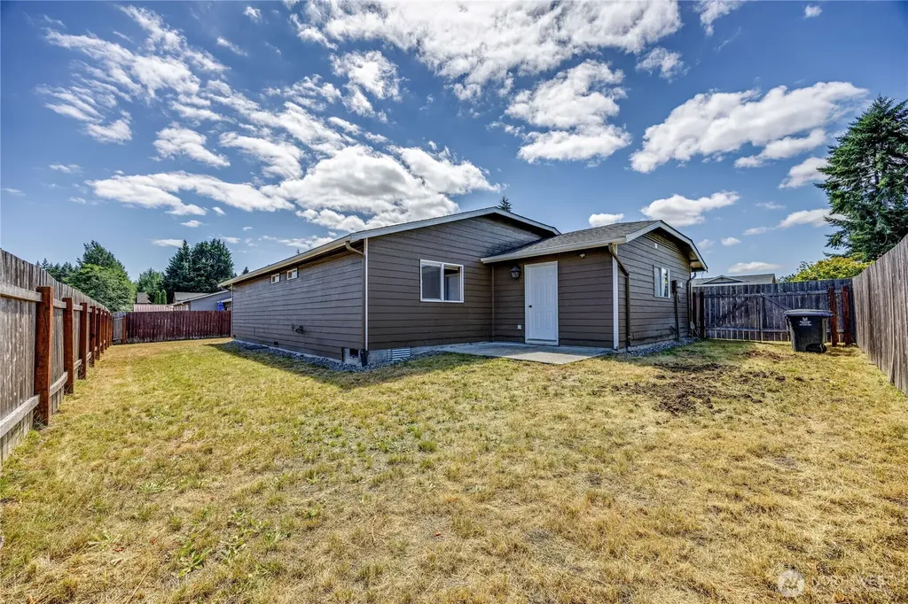 19782 Mosjon Circle NE Poulsbo WA 98370