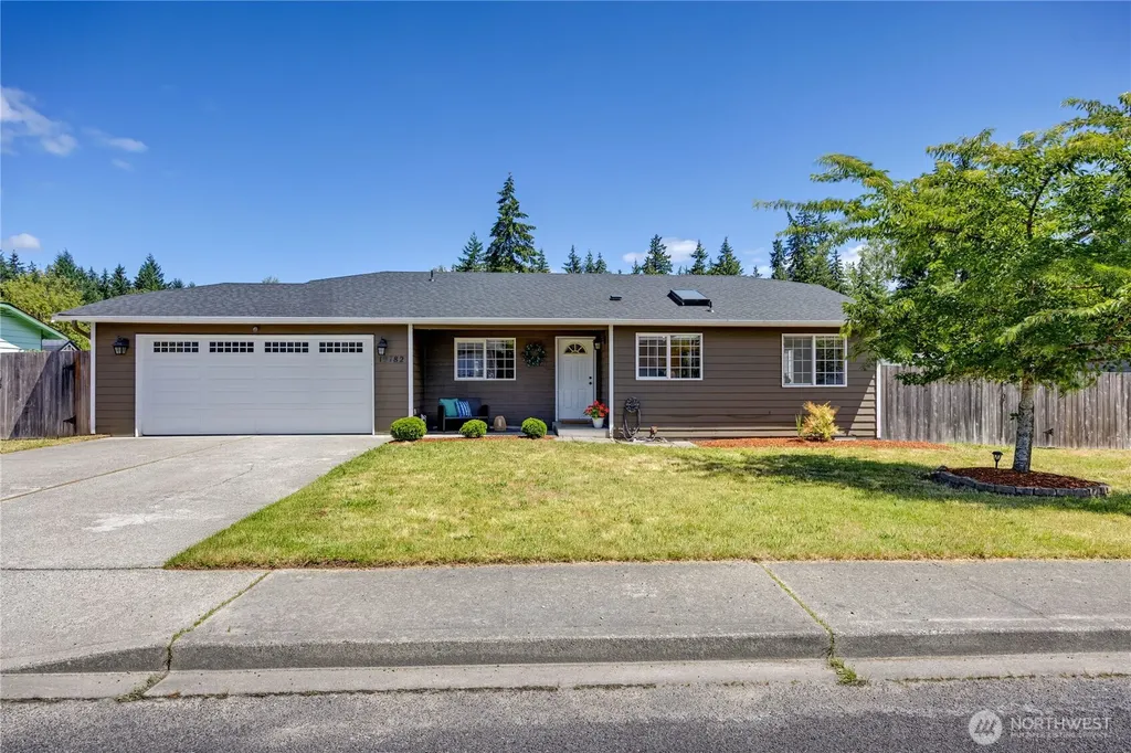 19782 Mosjon Circle NE Poulsbo WA 98370