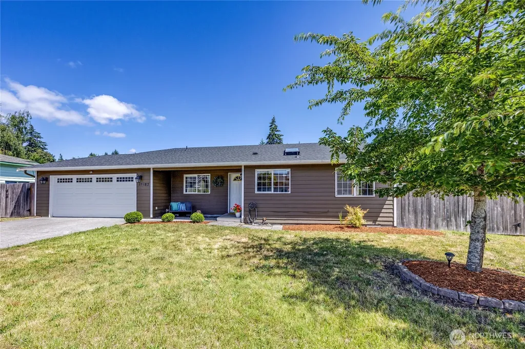 19782 Mosjon Circle NE Poulsbo WA 98370