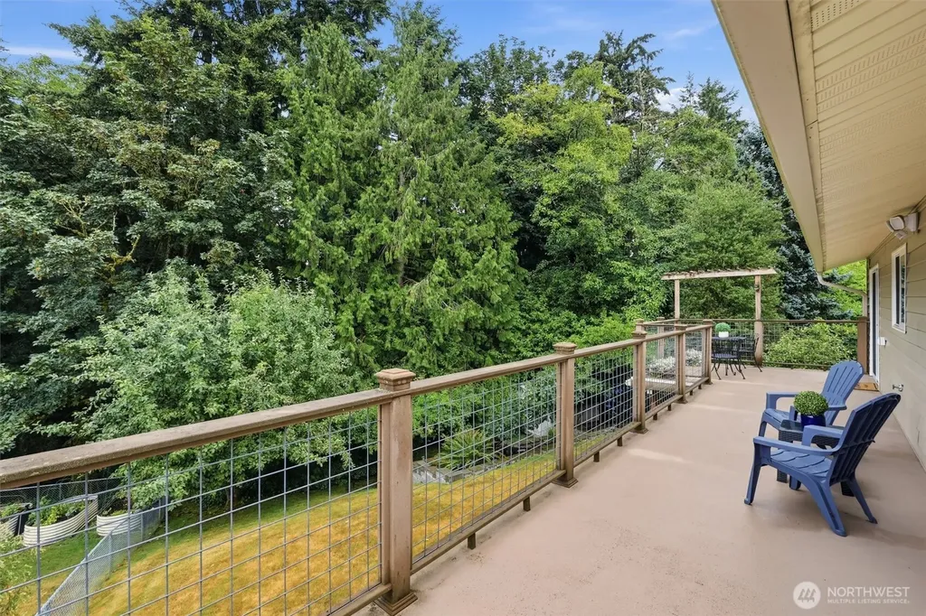 22703 38th Avenue W Mountlake Terrace WA 98043